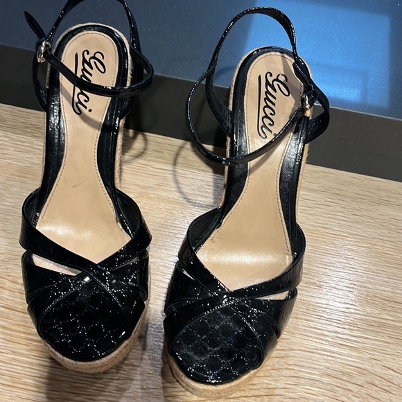 Gucci espadrilles 38.5 tried on but not worn! - Picture 4 of 4